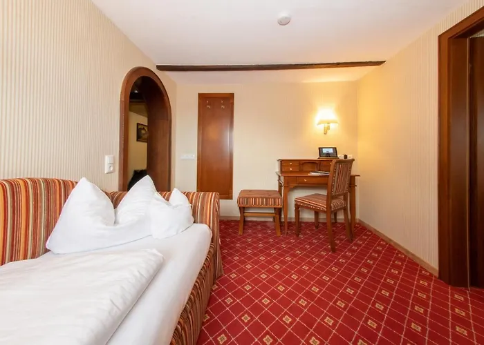 Post Hotel