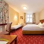 Post Hotel